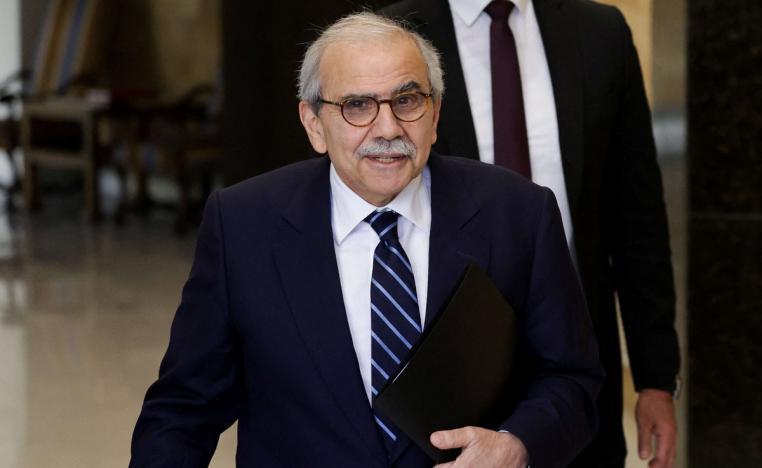 سلام يؤكد أن الجيش شدد الرقابة على طرق تهريب السلاح عبر الحدود