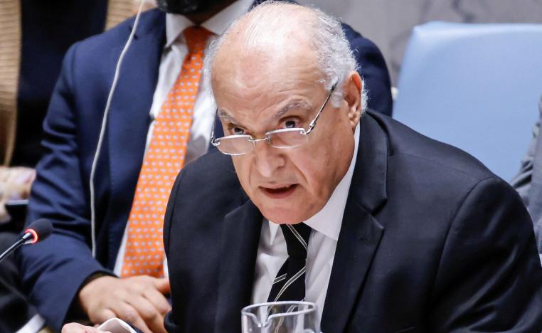 دبلوماسية لا تستوعب الدرس 