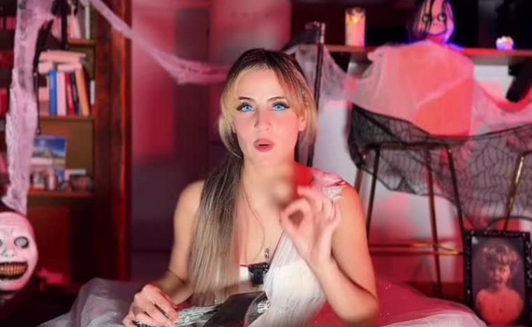 لبنى عبداللاوي