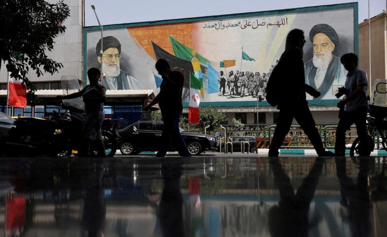 فجوة كبيرة بين تطلعات الشعب الايراني والنظام