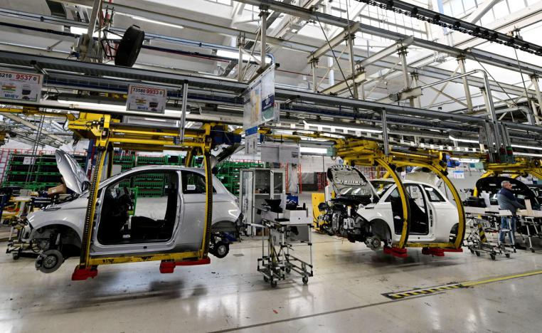 المغرب يعزز ريادته في قطاع تصنيع السيارات 