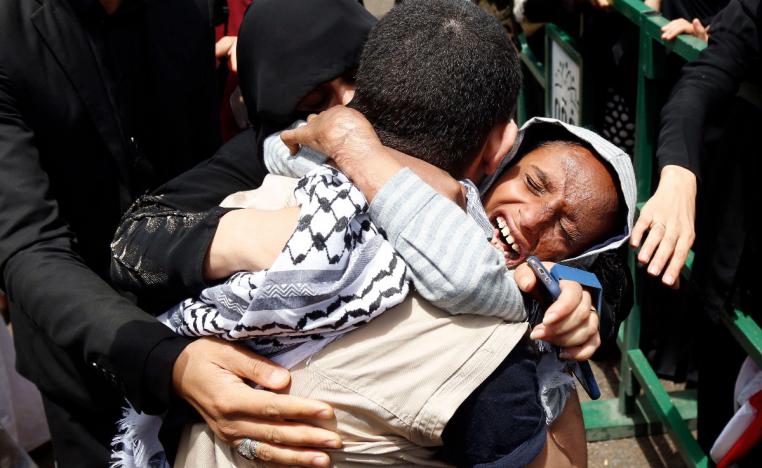 رسائل سياسية وراء أضخم عملية تبادل أسرى في اليمن