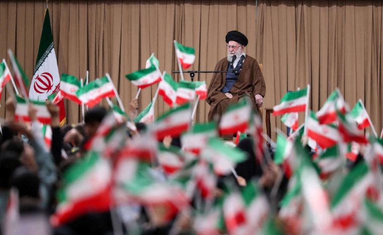 خامنئي يخطط للسفر الى روسيا في حال سقوط النظام الايراني