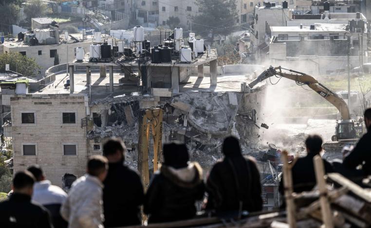 اسرائيل تبدأ بهدم المنازل