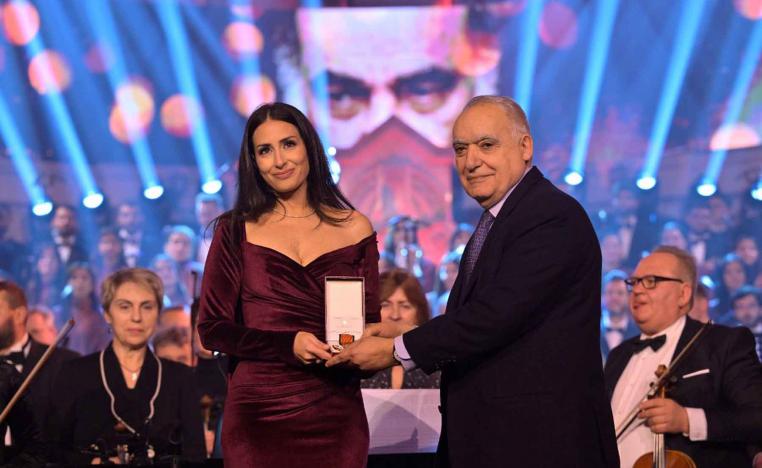 A sharp and richly-textured voice 