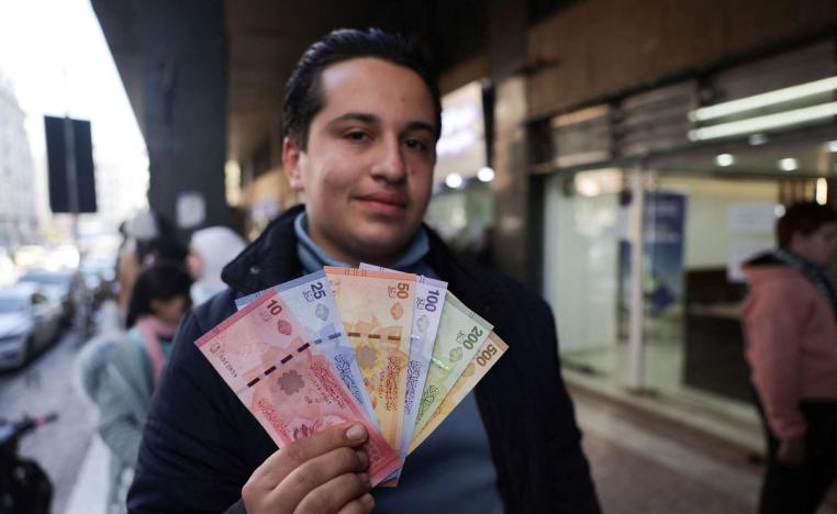  عملية استبدال العملة الجديدة انطلقت