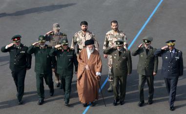 الاتحاد الأوروبي يزيد من الضغوط على القادة الايرانيين