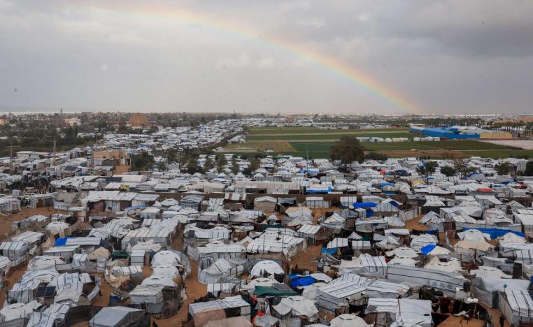 الفلسطينيون ينتظرون نهاية معاناتهم