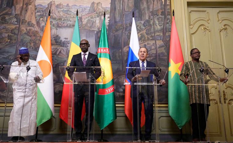 النفوذ الروسي في منطقة الساحل يغضب باريس