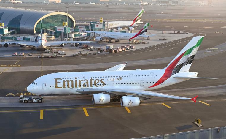 طيران الإمارات في القمة