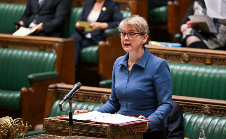 وزيرة الخارجية البريطانية تضع المجتمع الدولي امام مسؤولياته 