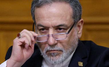 Araqchi welcomes Chinese mediation, calls China a strategic partner