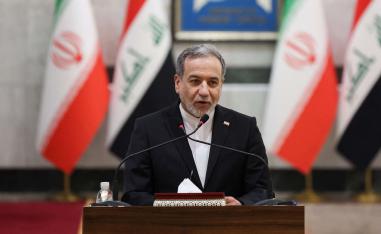 Post-war diplomacy begins in Baghdad