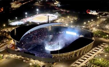 118,000 fans attended the concert