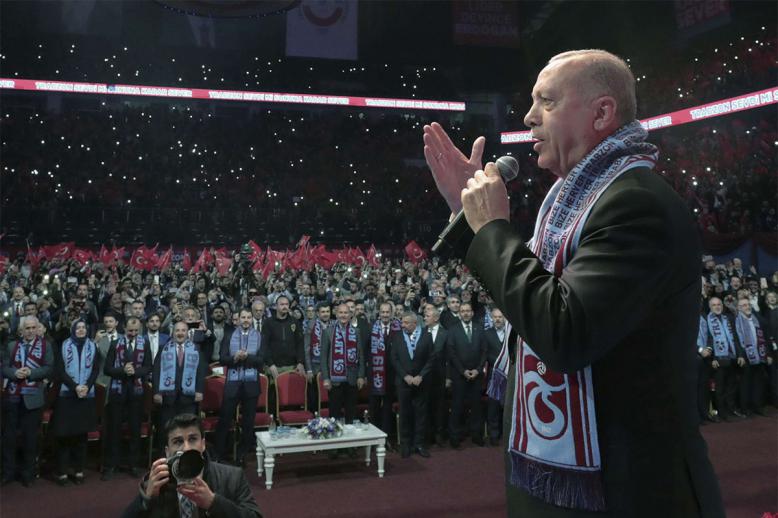 Opposition parties hope economic woes may translate into a victory against Erdogan in key municipalities 