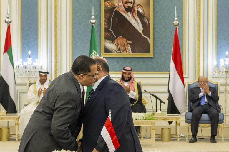 السعودية تنجح في اطفاء فتيل الازمة بين المجلس الانتقالي الجنوبي والحكومة