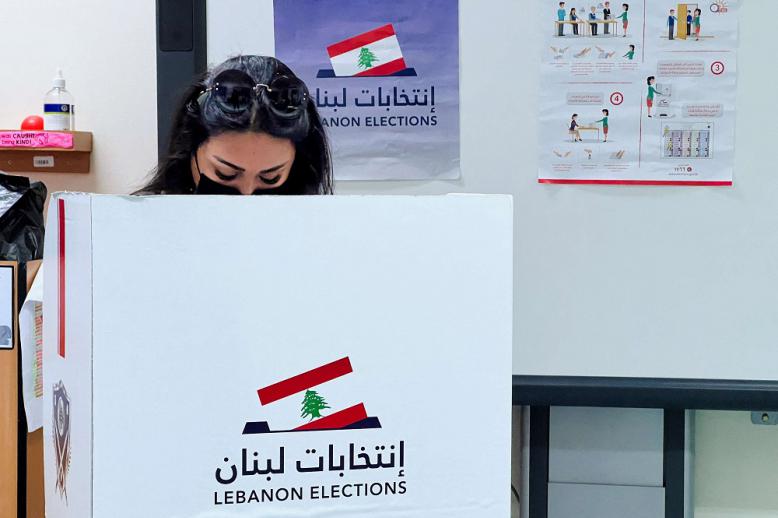 تحسين الوضع الاقتصادي المتدهور سيكون المحدد الاول للناخب اللبناني