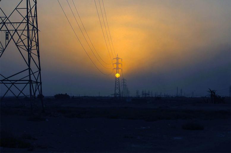 Iraq has been unable to make payments totaling about $1.7 billion because of the failure of political elites to form a government 