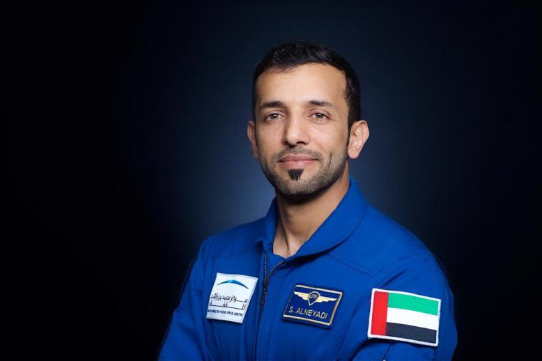 سلطان النيادي