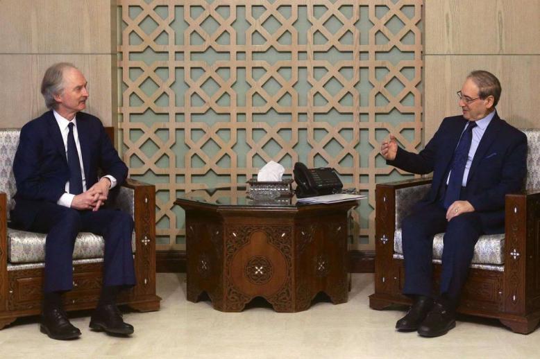 وزير الخارجية السوري فيصل المقداد يستقبل المبعوث الدولي غير بيدرسون