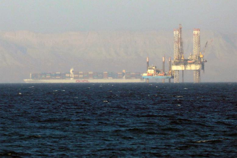 An oil platform at the Gulf of Suez 