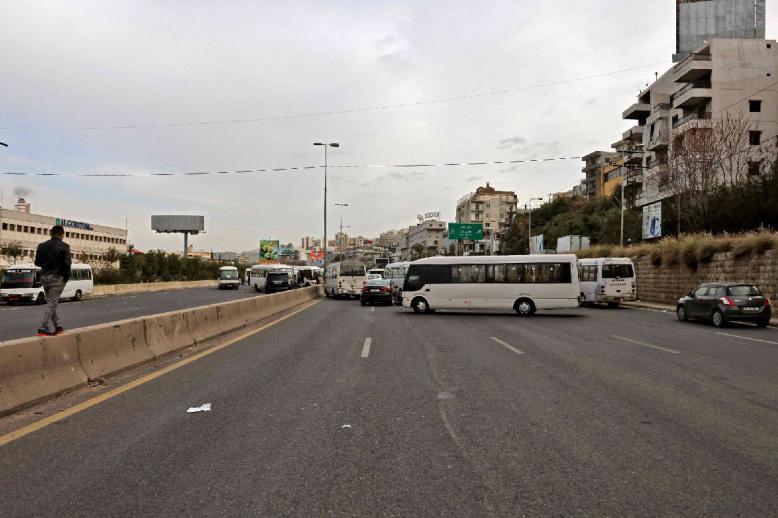 يسيّر في بيروت 11 خطا لحافلات النقل العام