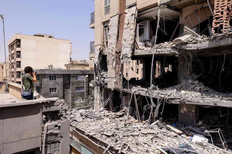 من الغباء الاعتقاد بأن إسرائيل فاجأت الأميركان بهجومها على إيران