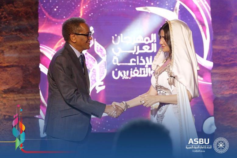 مي عمر