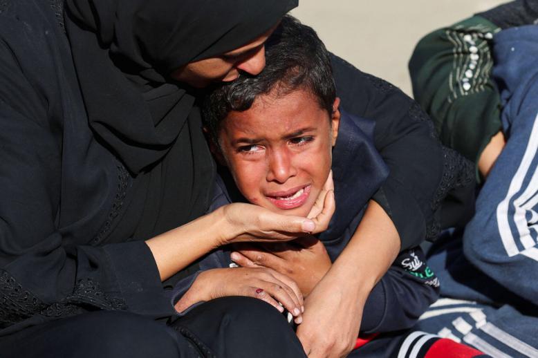 الاحتلال يدفع أجالا من الغزيين إلى اليأس والتفكير في الهجرة