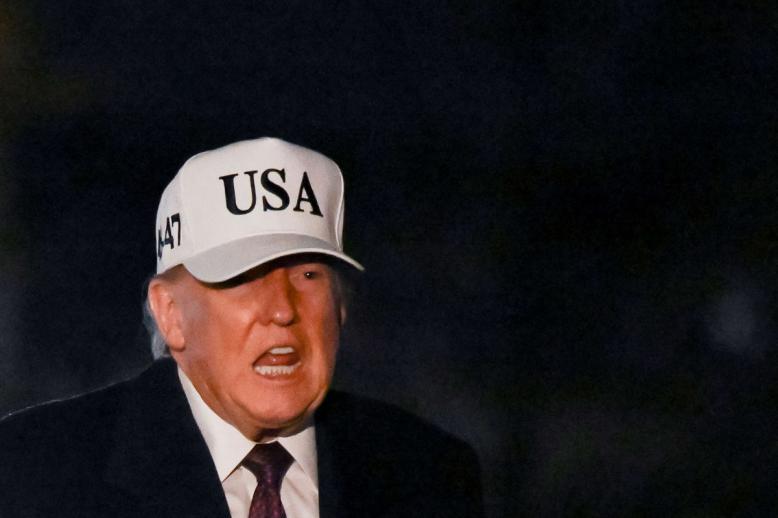 ترامب يهدد كوبا مجددا ويمنع عنها النفط الفنزويلي