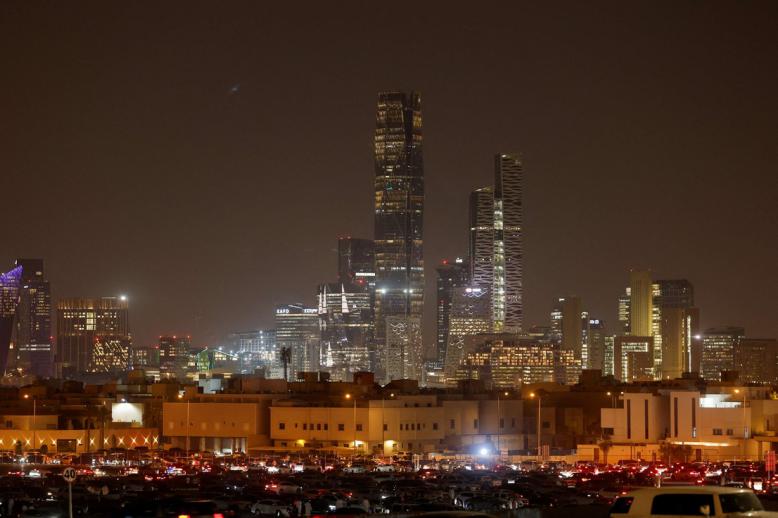 المملكة تهتم بالبنية التحتية ومشاريع الاعمار ضمن رؤية 2030