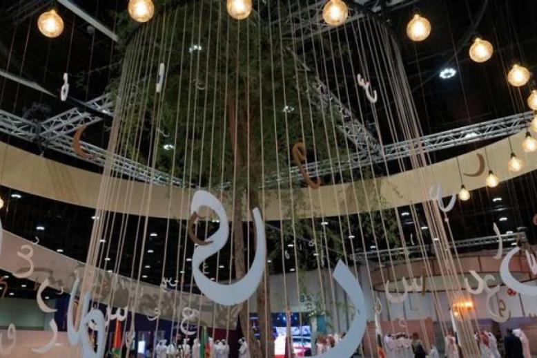 مهرجان أبوظبي للشعر يرسخ مشهدا ثقافيا يتّسع أفقه عاما بعد عام