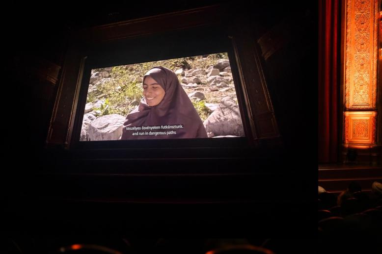 السينما تؤدي دورًا حيويًا في تعزيز الفهم والحوار 