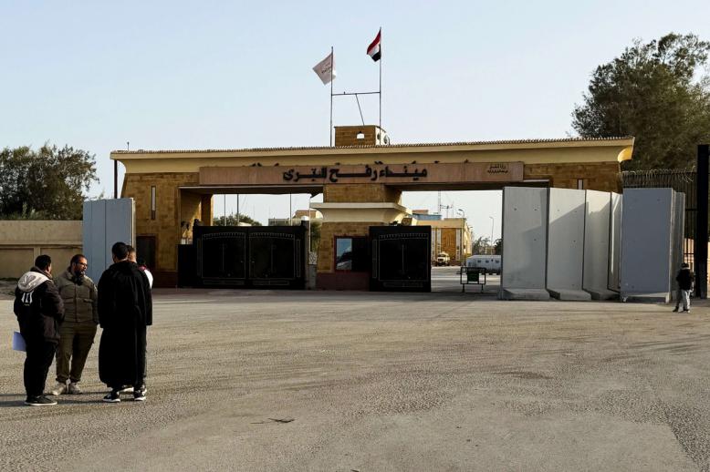 عدد المغادرين والقادمين عبر معبر رفح في أول يوم سيكون 100 شخص