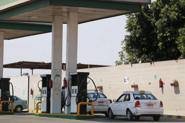 الترفيع في أسعار الوقود سيكون له تداعيات كبيرة على الوضع الداخلي