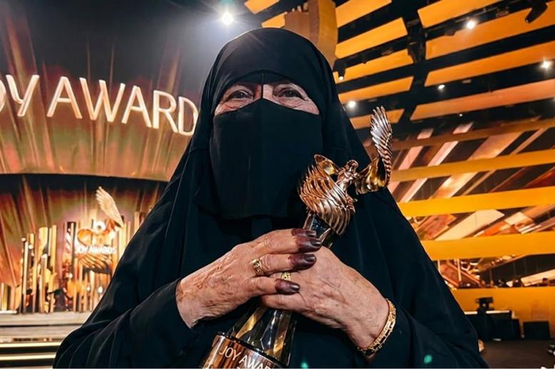 مزنة ممثلة رقمية