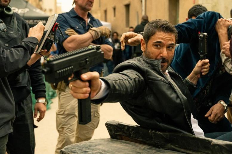 فيلم '7 دوغز'