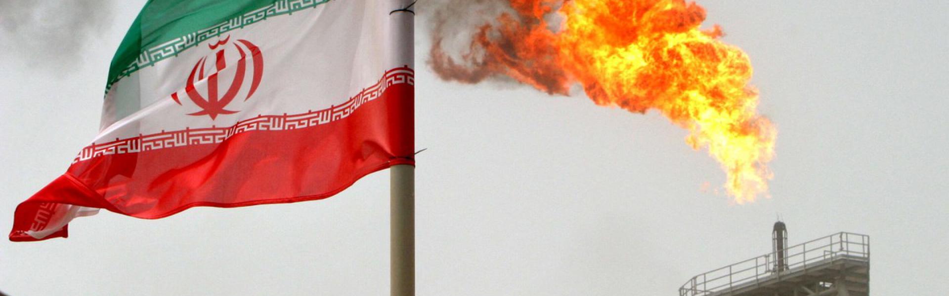 إيران تنتج أكثر من 3 ملايين برميل من النفط الخام يوميا