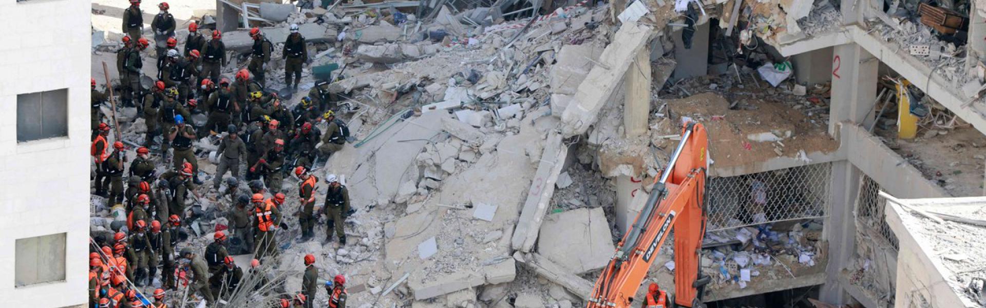 إيران تضرب العمق الاسرائيلي بصواريخ باليستية