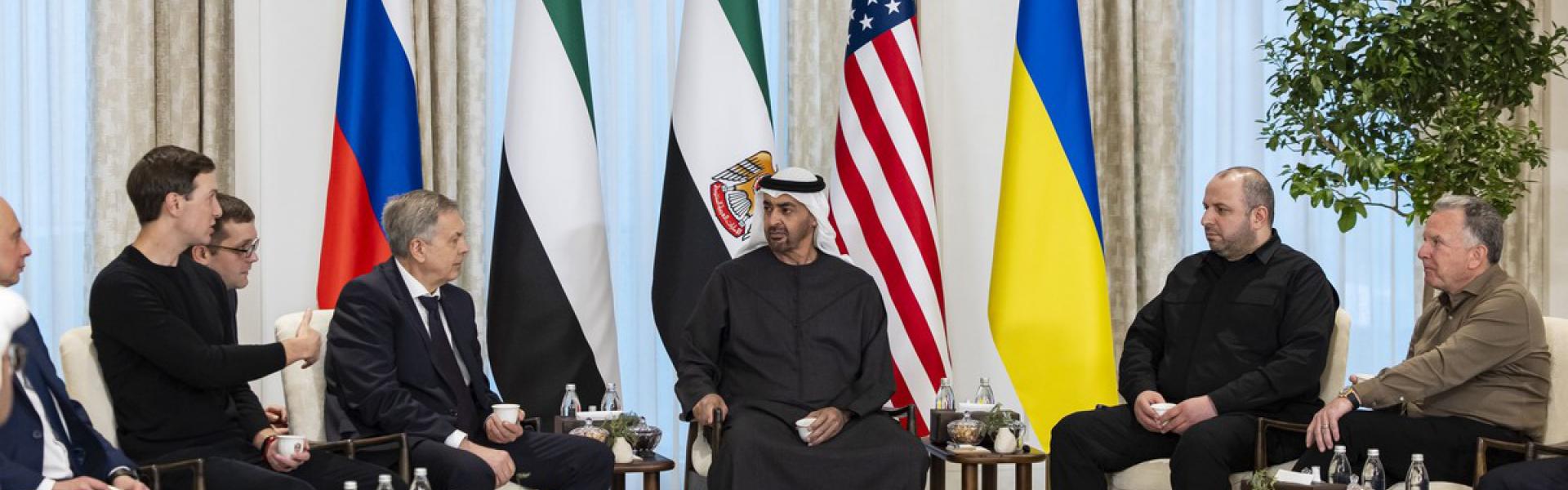 الشيخ محمد: الإمارات ملتزمة بنهجها القائم على تشجيع الحوار ودعم المبادرات الدبلوماسية