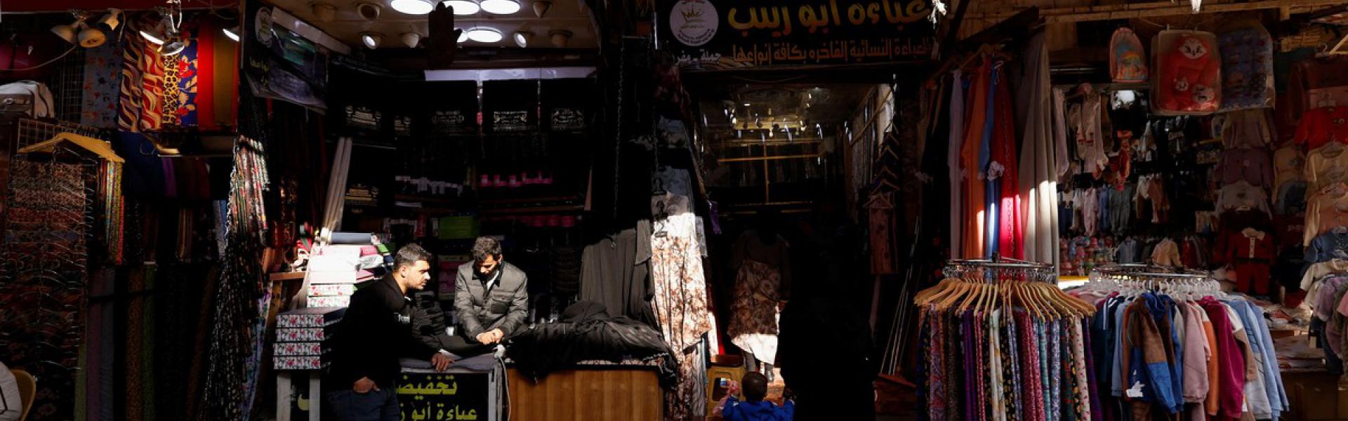 كساد يهدد بفقدان مصادر رزق آلاف العراقيين