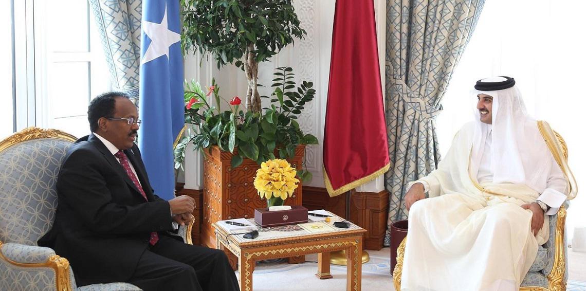 أمير قطر في لقاء سابق مع الرئيس الصومالي