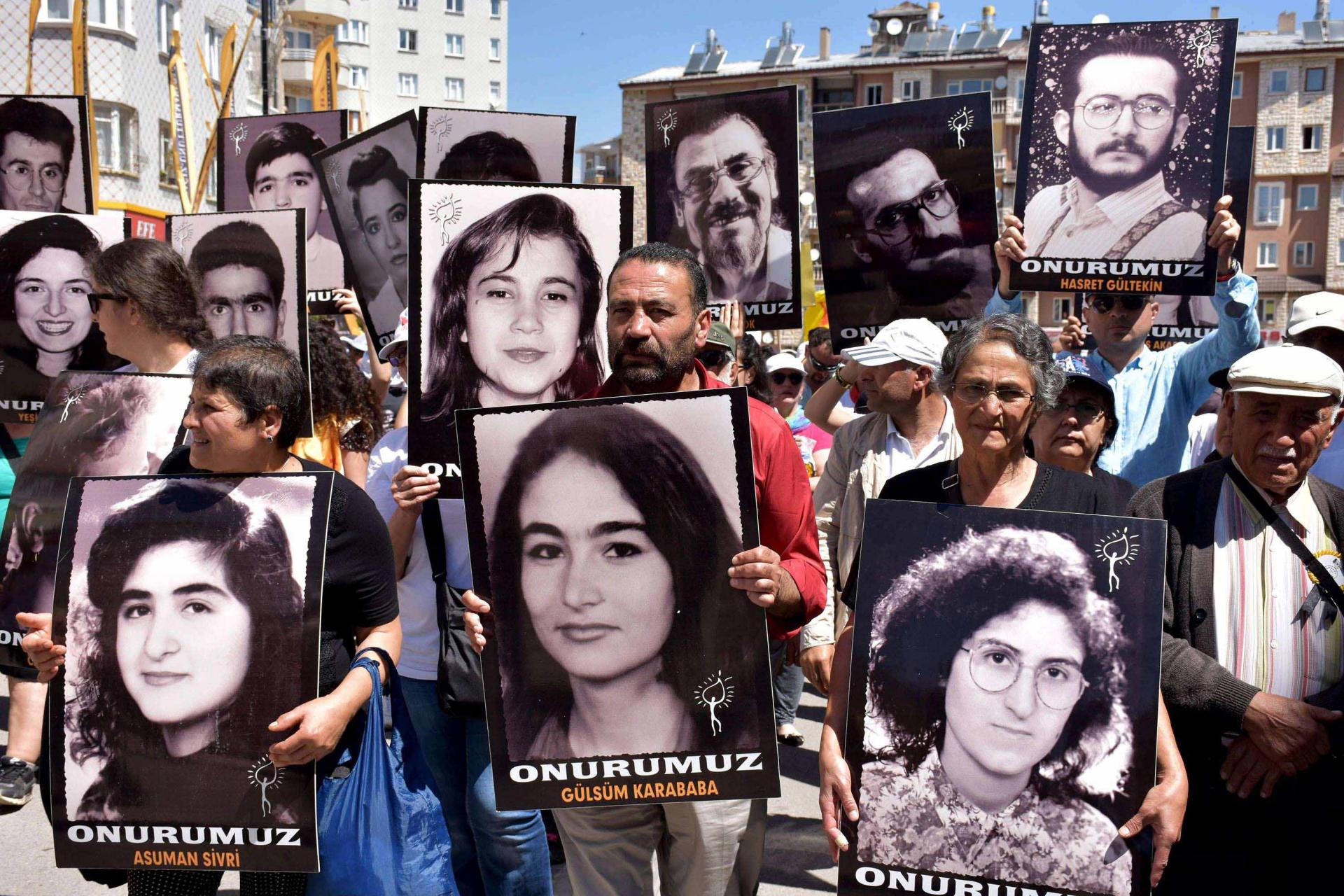 Turkey mourns Alevi intellectuals 25 years on | MEO