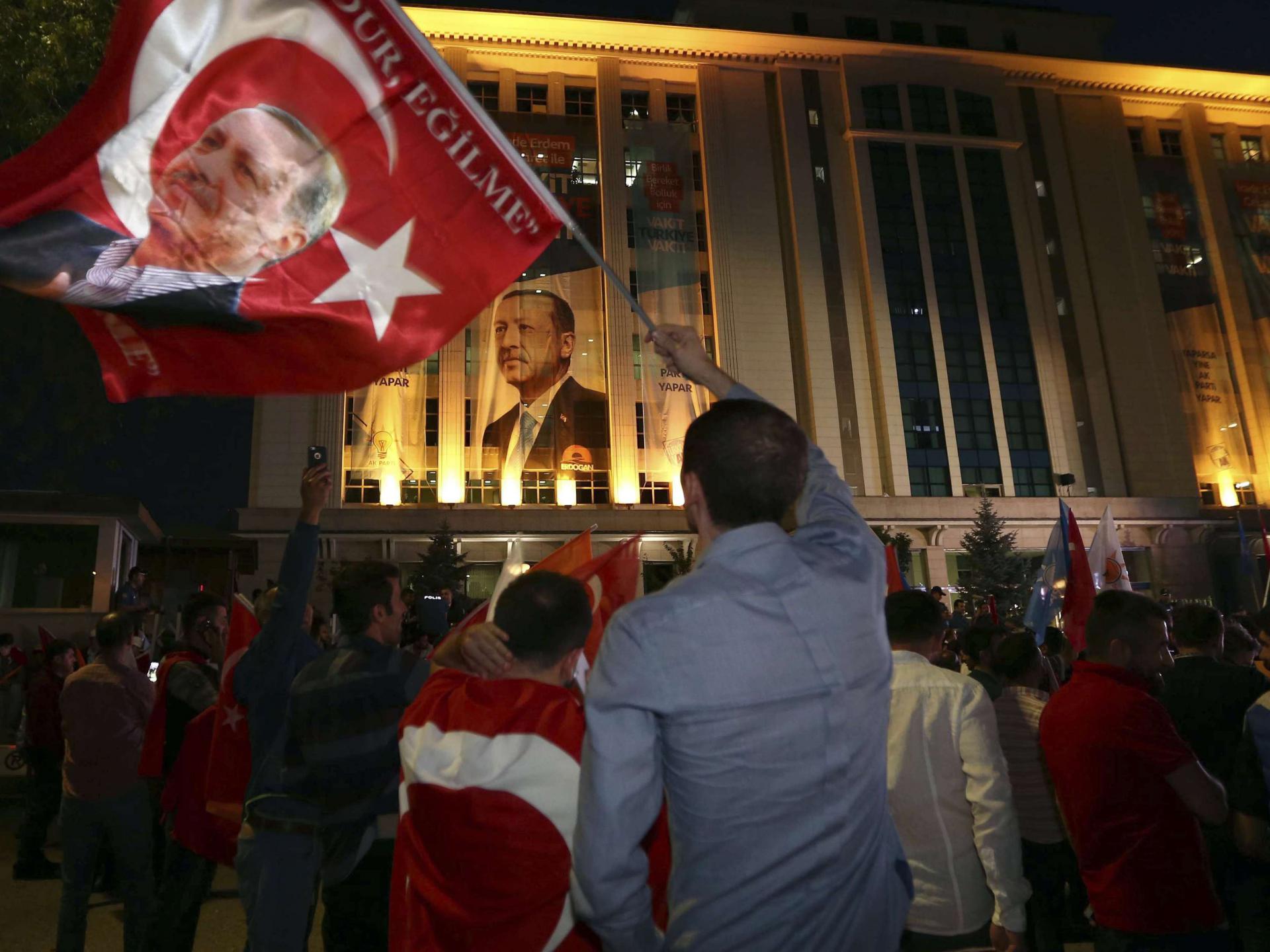 كل الصلاحيات لأردوغان