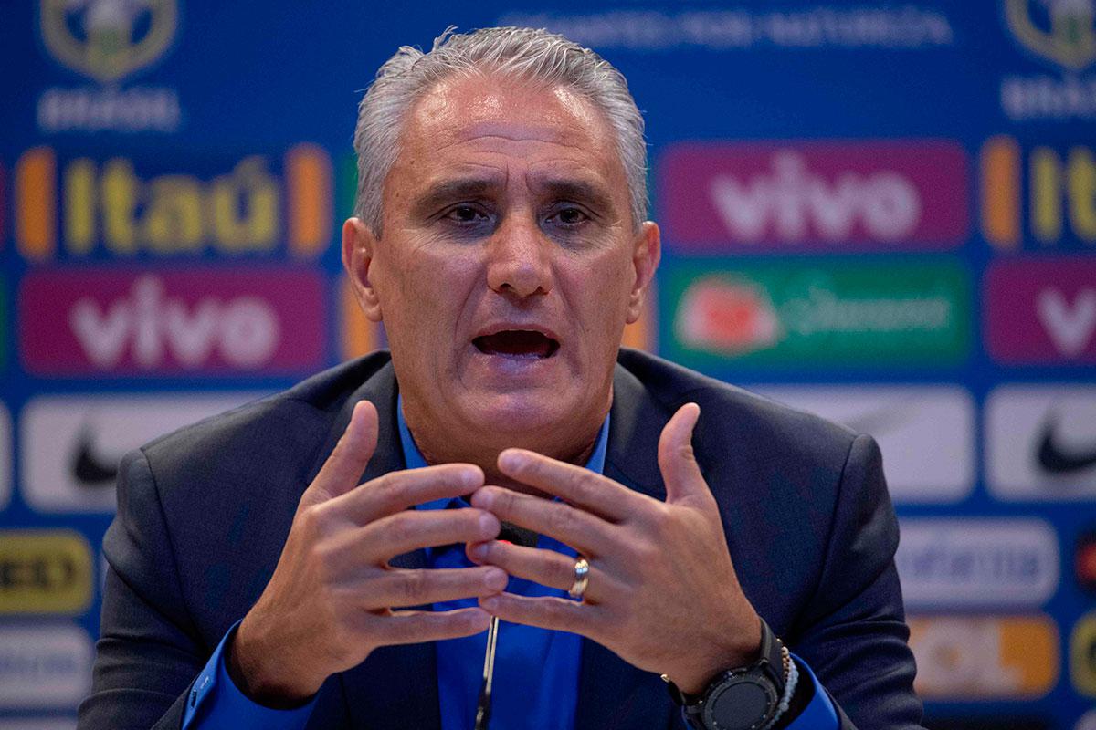 البرازيل تجدد الثقة في تيتي ومعاونيه