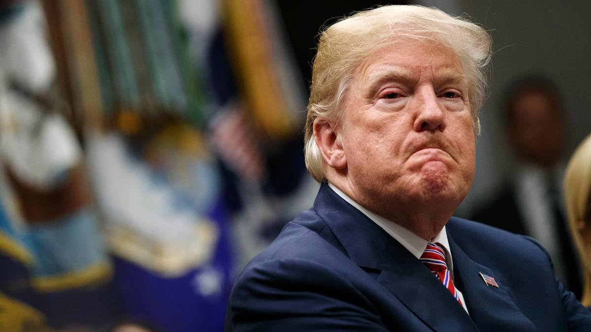 الرئيس الأميركي دونالد ترامب يواجه عزلة داخلية شديدة