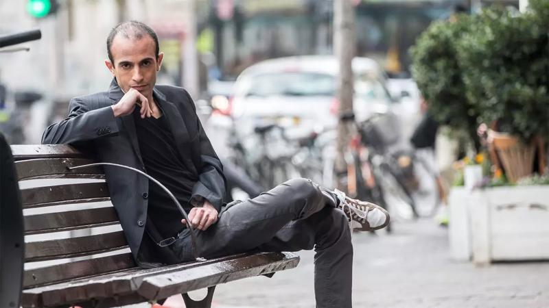 يوفال نوح هراري يتأمل لمدة ساعتين كل يوم ويعتكف لمدة شهر أو اثنين كل عام