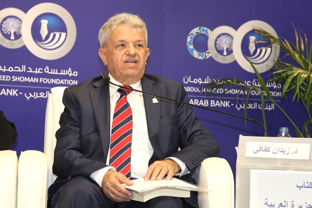 يعظمّ فضل الأجداد