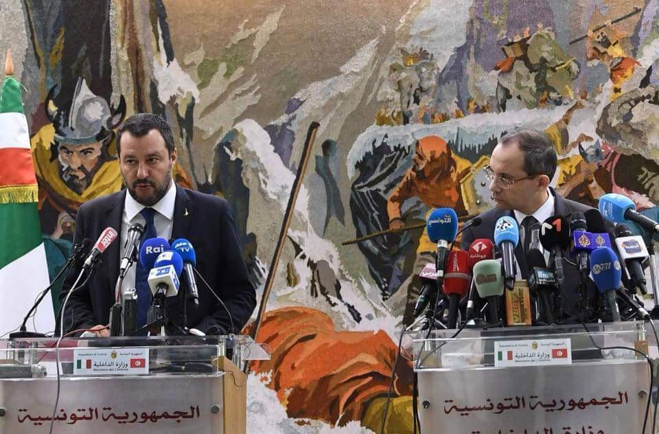 وزيرا الداخلية التونسي هشام الفراتي والايطالي ماتيو سالفيني
