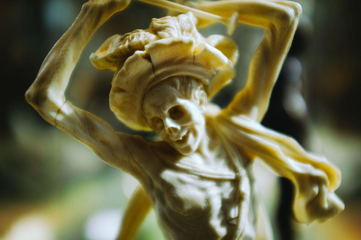 خرافة تربط الواقع بالماضي والمستقبل في "أحلام وغيلان"